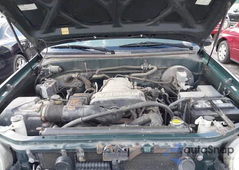 2003 Toyota Tundra Ltd V8 z USA, uszkodzony, nr VIN 5TBBT48123S347344